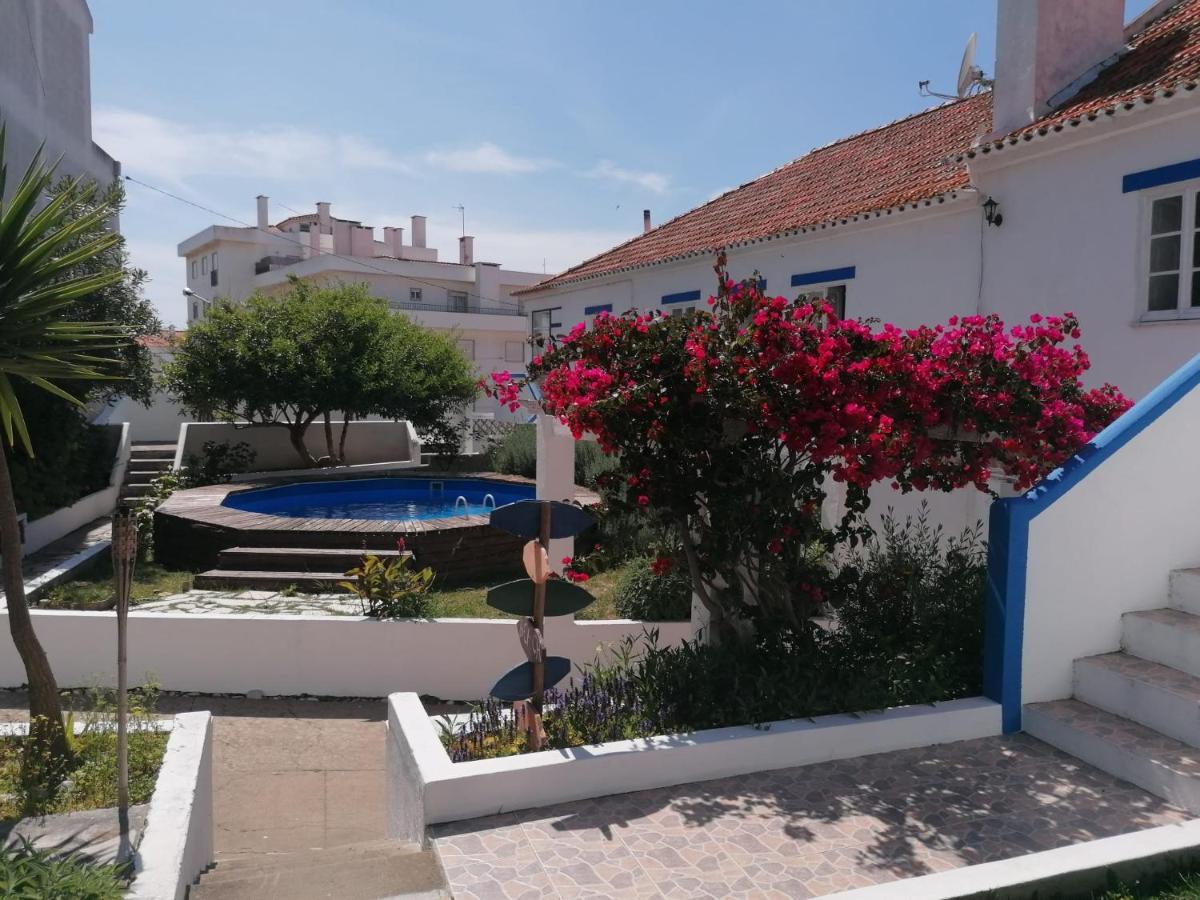 Olive3 Hostel *